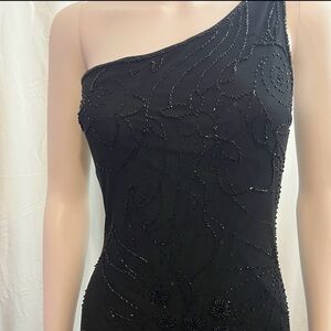 Elegant Black One-Shoulder Dress
